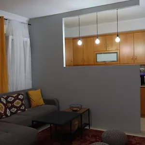 Ελέγξτε τη διαθεσιμότητα